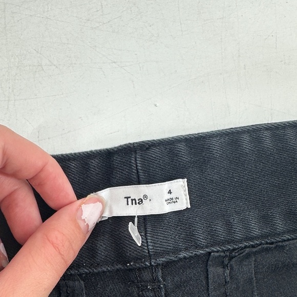 Aritzia TNA the workwear Cargo pant relaxed lounge wear luxury sz 4 - Picture 4 of 9